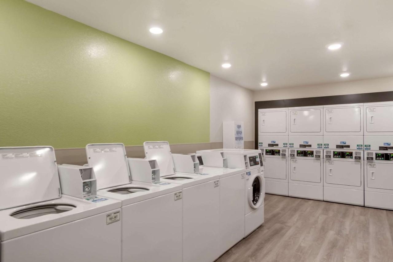 Woodspring Suites Colorado Springs North - Air Force Academy Экстерьер фото